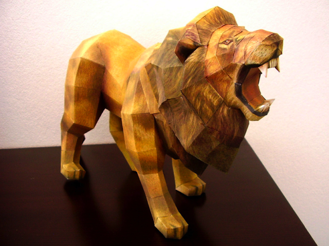 Leon papercraft1